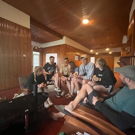 نوفارا إيلِيا Chilly Croc Hostel المظهر الخارجي الصورة